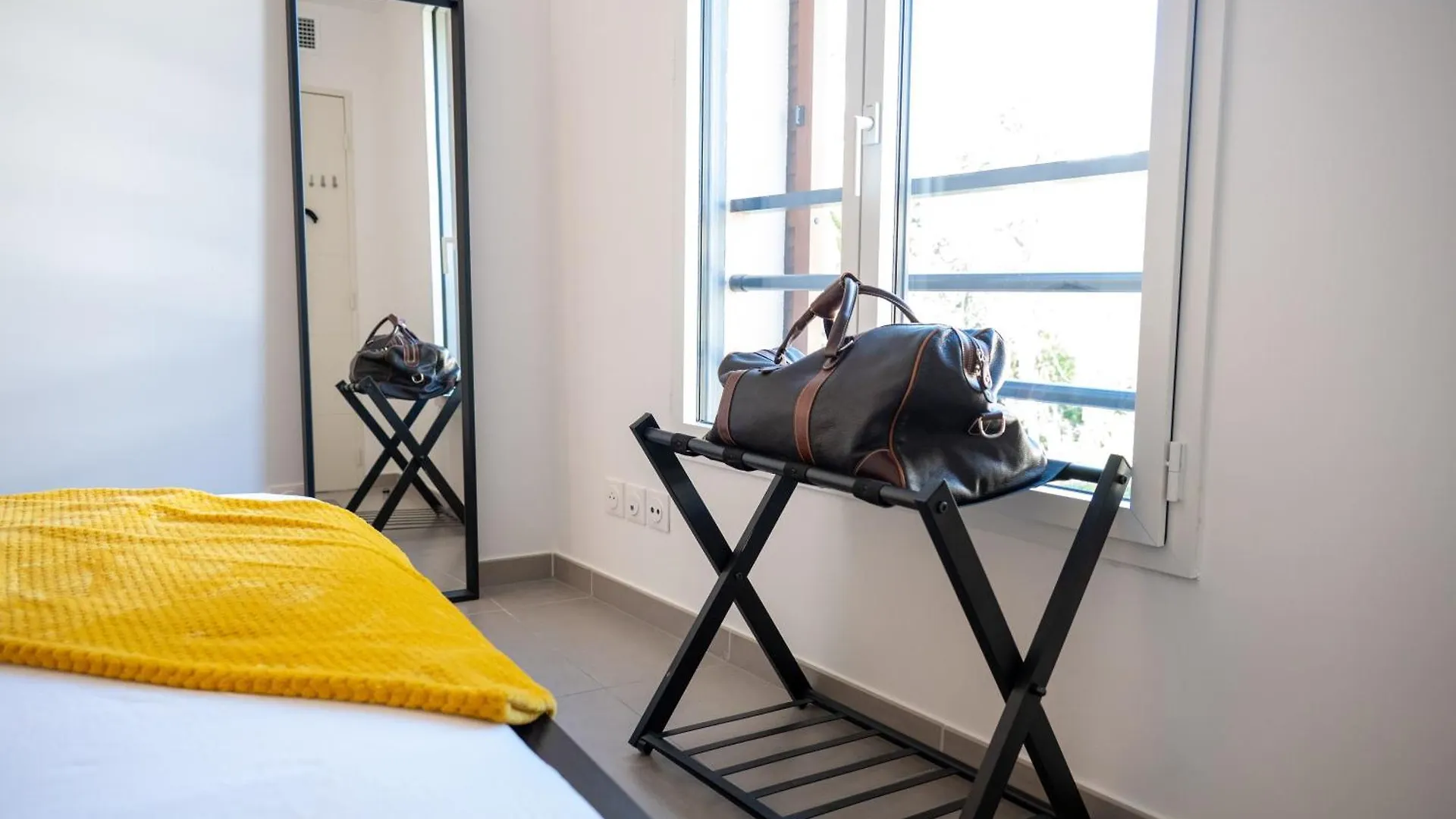 Pws - Sunny Modern Flat Near Juan Les Pins Pinede & Beach - Terrace & Ac! Antibes France