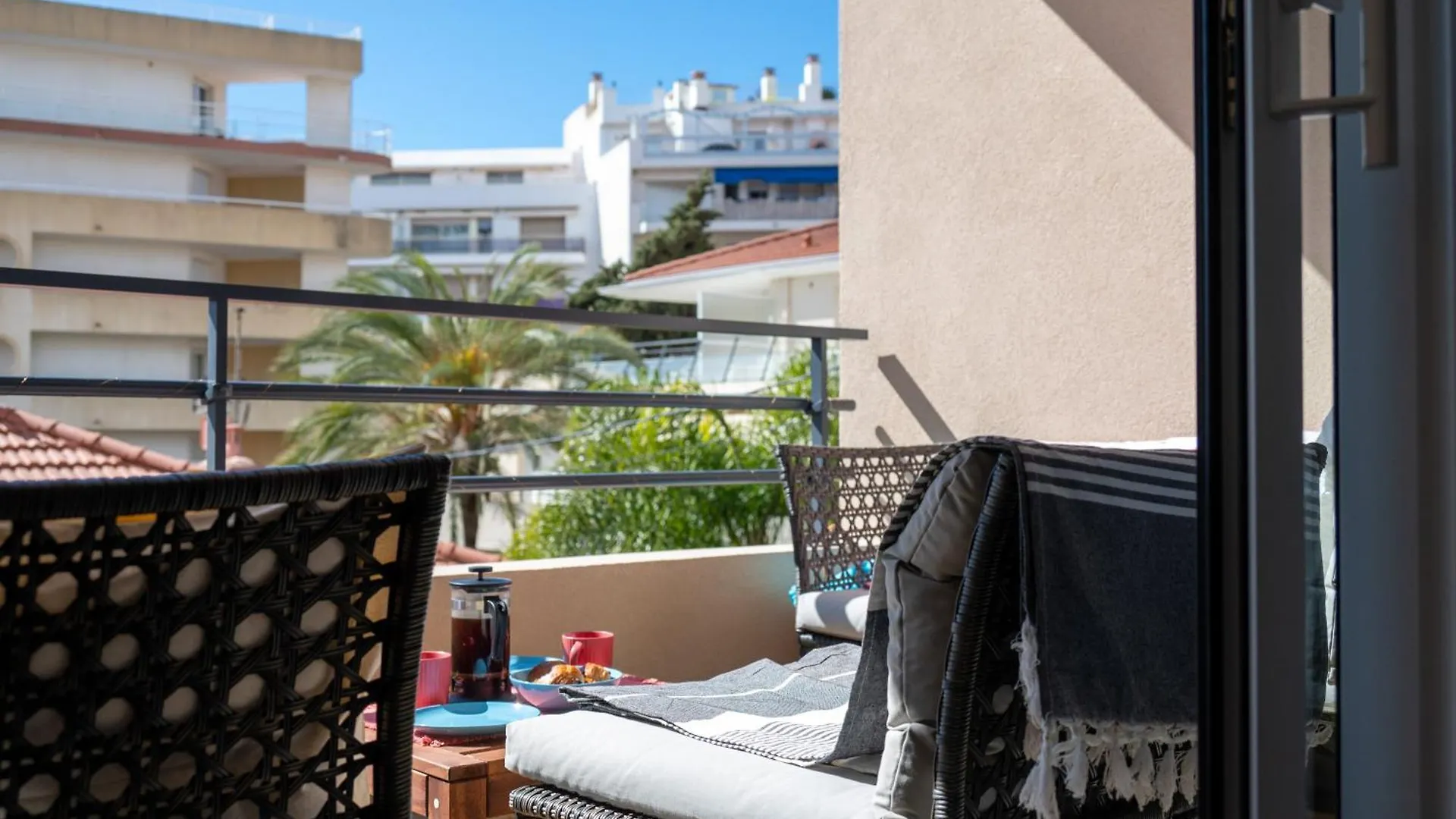 Apartment Pws - Sunny Modern Flat Near Juan Les Pins Pinede & Beach - Terrace & Ac! Antibes France