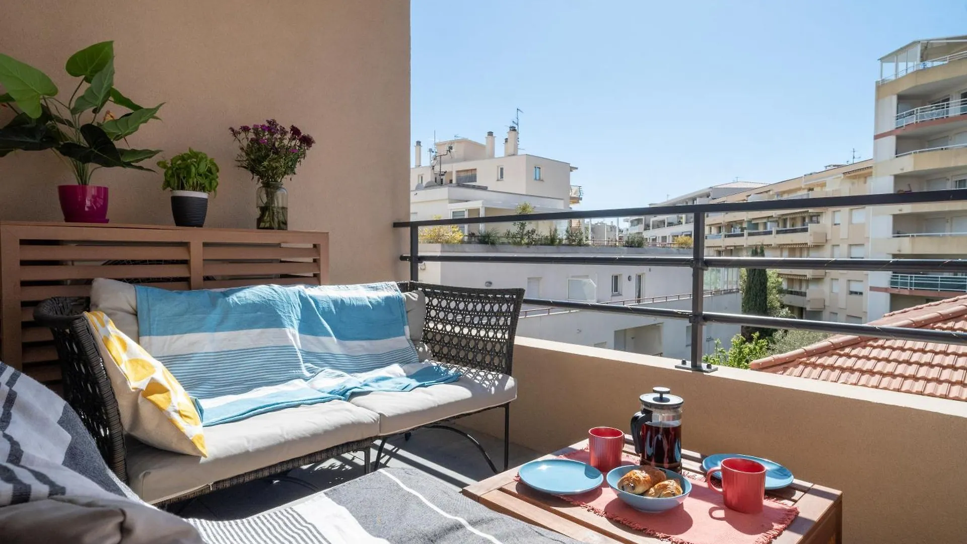 Pws - Sunny Modern Flat Near Juan Les Pins Pinede & Beach - Terrace & Ac! Antibes Apartment
